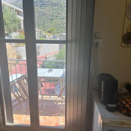 Onar Mani Suites Néon Oítilon Exteriér fotografie