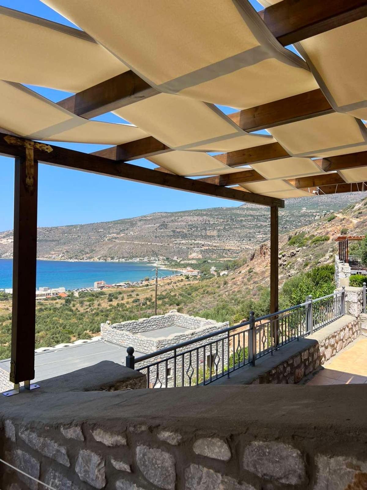 Onar Mani Suites Néon Oítilon Exteriér fotografie