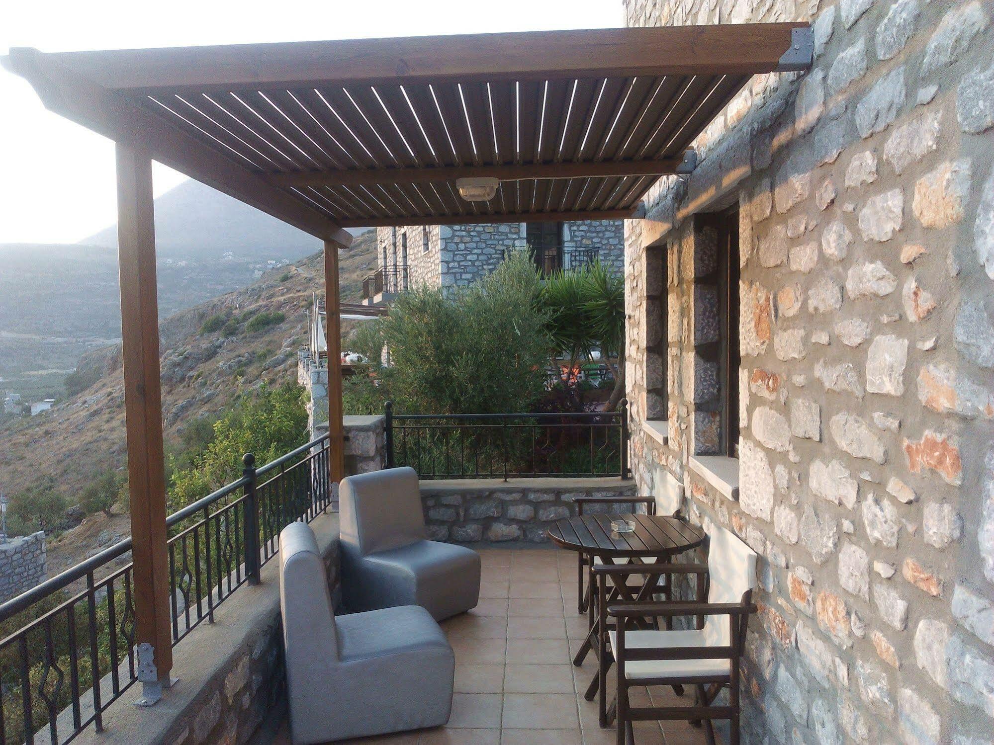 Onar Mani Suites Néon Oítilon Exteriér fotografie