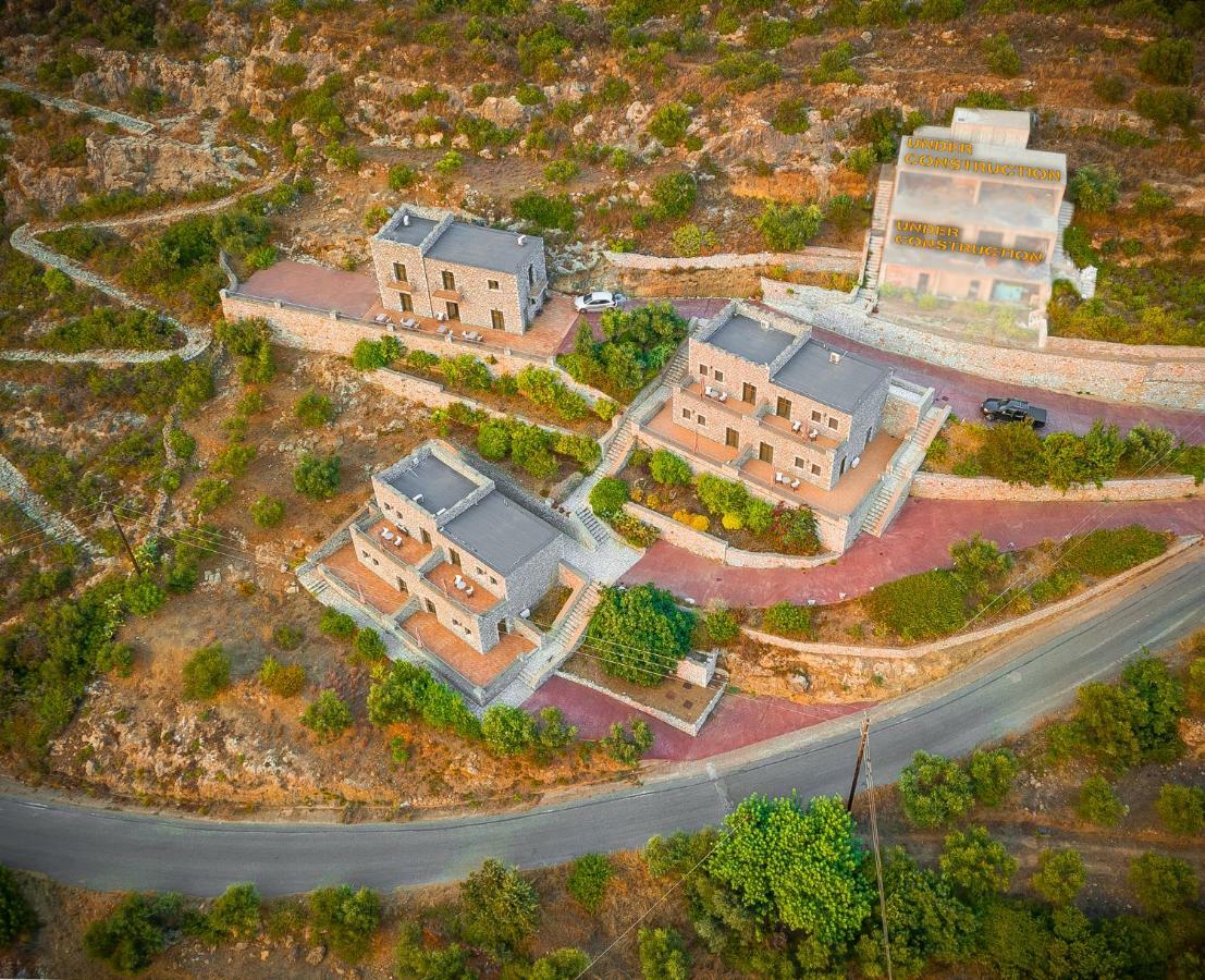 Onar Mani Suites Néon Oítilon Exteriér fotografie